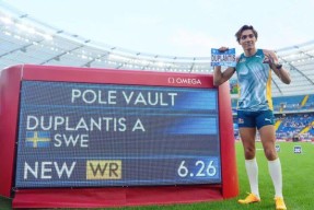  纳达尔回归赛场，败北首场状态亮眼，勇士观众沸腾！-365游戏平台官网